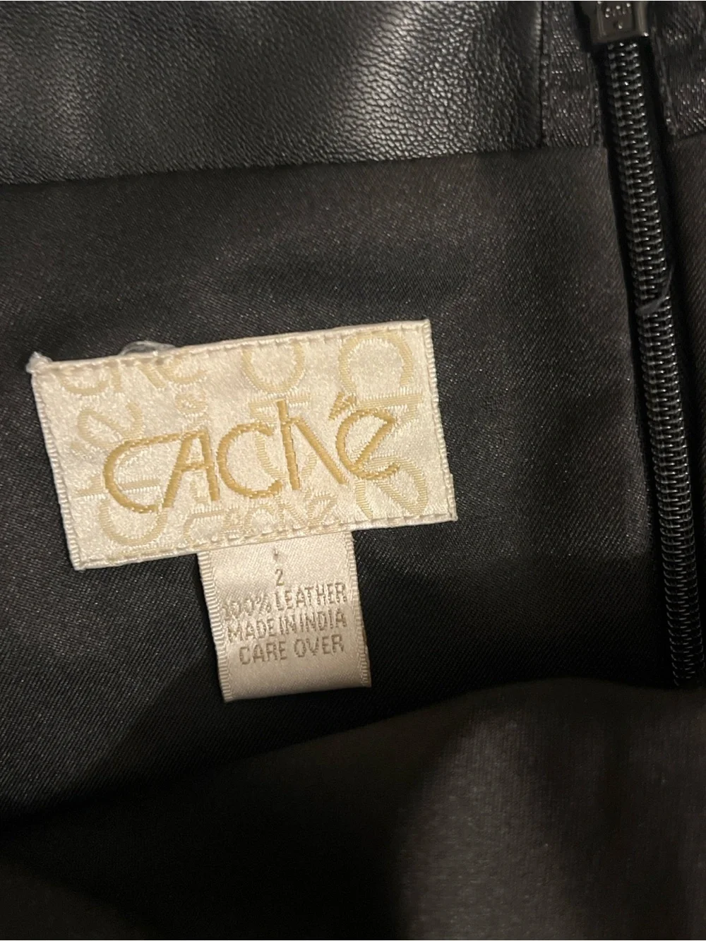 Cache leather vintage